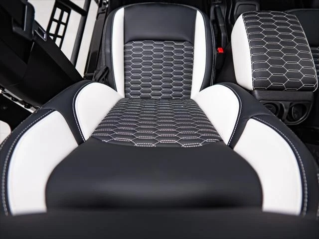 2026 Jeep JL Wrangler - Image 16 of 27