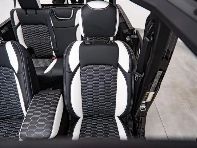 2026 Jeep JL Wrangler - Image 11 of 27