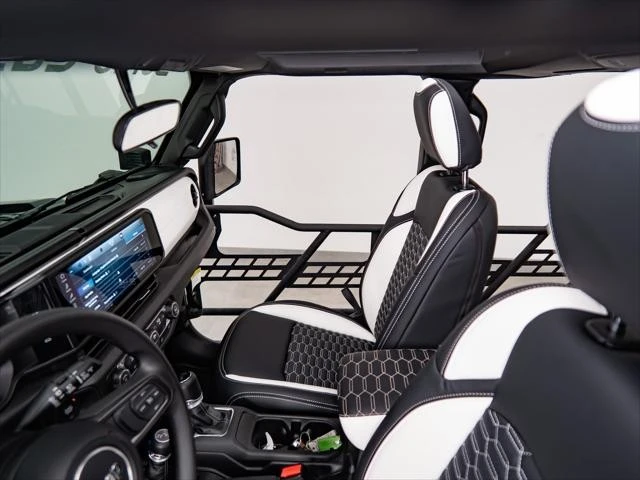 2026 Jeep JL Wrangler - Image 23 of 27