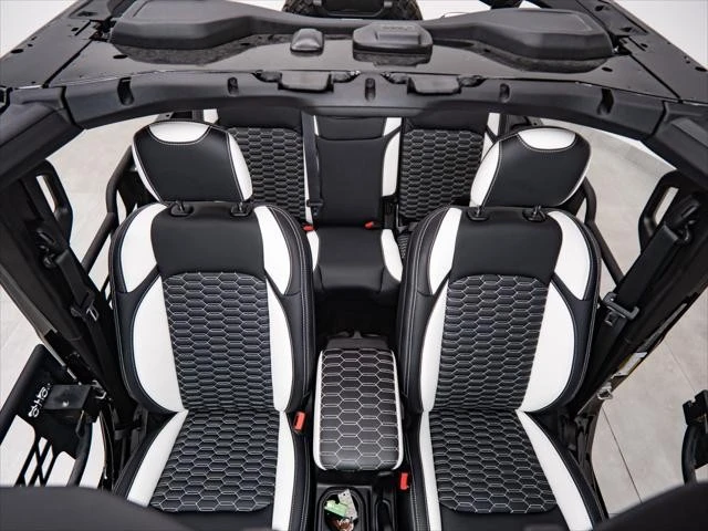 2026 Jeep JL Wrangler - Image 22 of 27