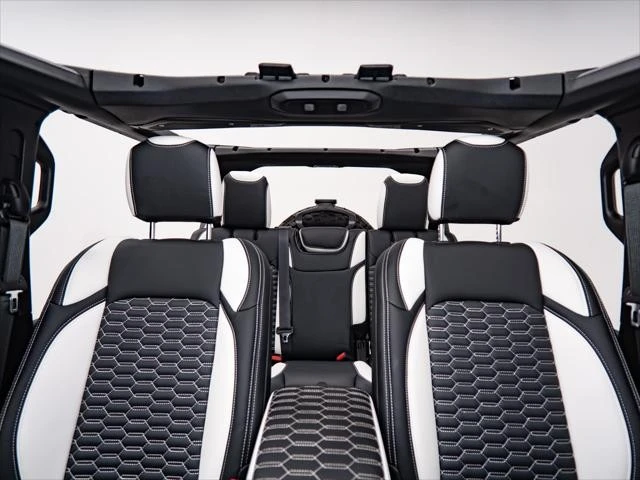 2026 Jeep JL Wrangler - Image 10 of 27