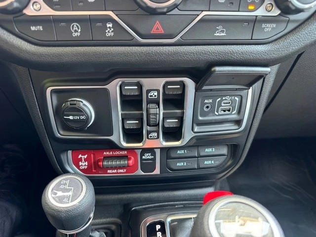 2026 Jeep JL Wrangler - Image 24 of 29