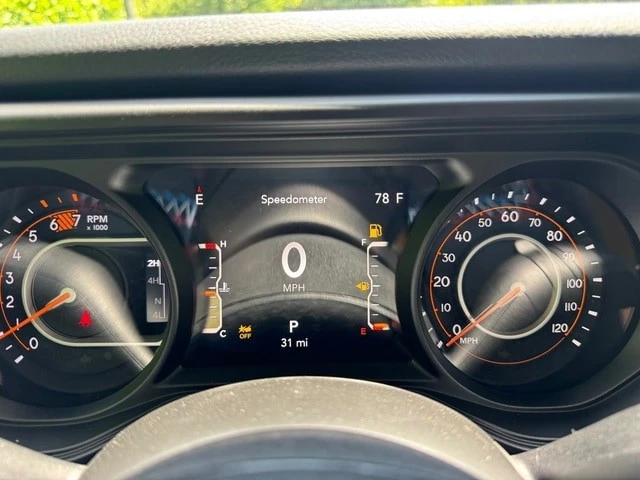 2026 Jeep JL Wrangler - Image 20 of 29