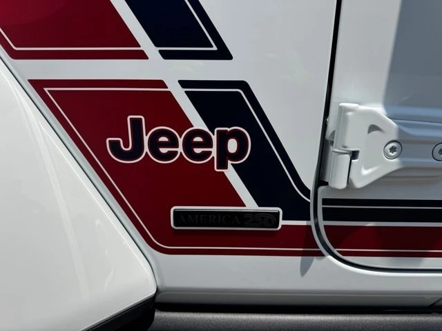 2026 Jeep JL Wrangler - Image 10 of 29