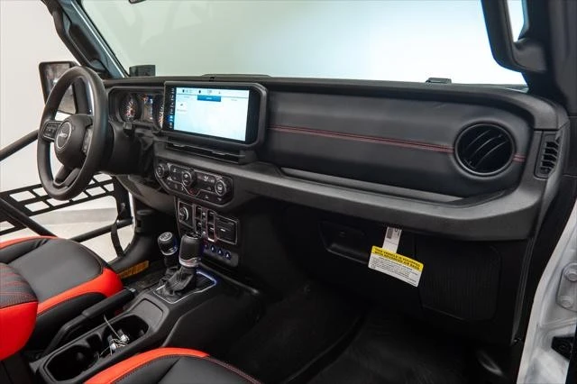 2026 Jeep JL Wrangler - Image 25 of 31