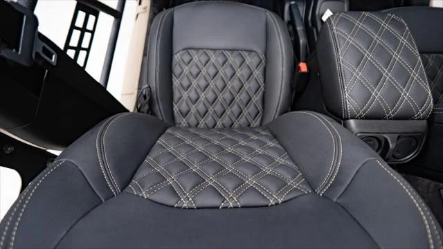 2026 Jeep JL Wrangler - Image 28 of 31