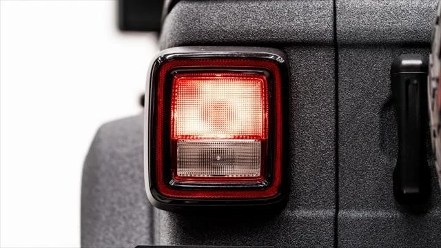2026 Jeep JL Wrangler - Image 9 of 31
