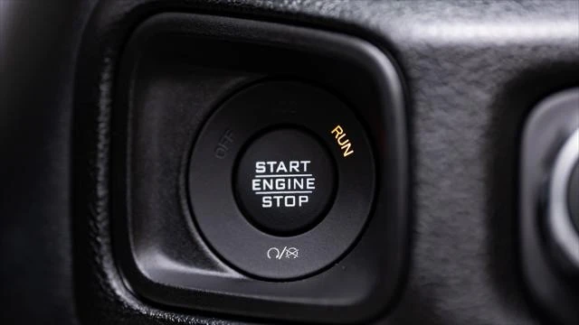 2026 Jeep JL Wrangler - Image 19 of 31