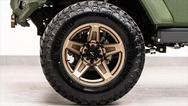 2026 Jeep JL Wrangler - Image 19 of 31