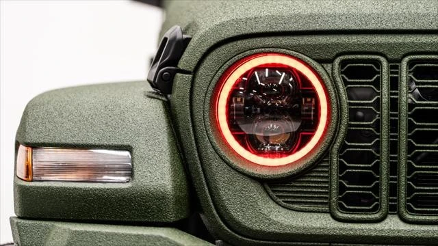 2026 Jeep JL Wrangler - Image 26 of 31