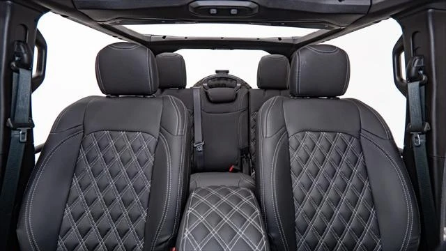 2026 Jeep JL Wrangler - Image 3 of 31