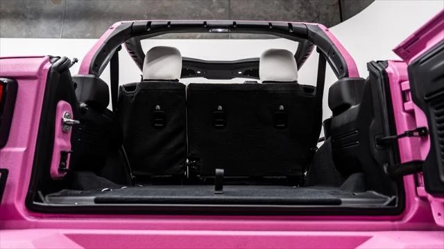 2026 Jeep JL Wrangler - Image 19 of 31