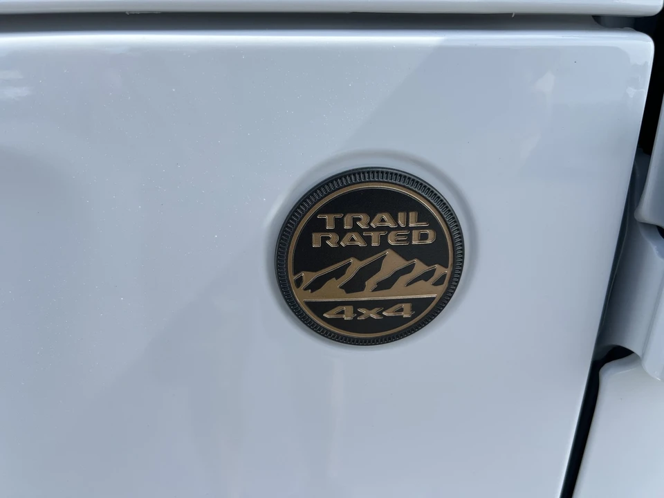 2026 Jeep JL Wrangler - Image 9 of 28