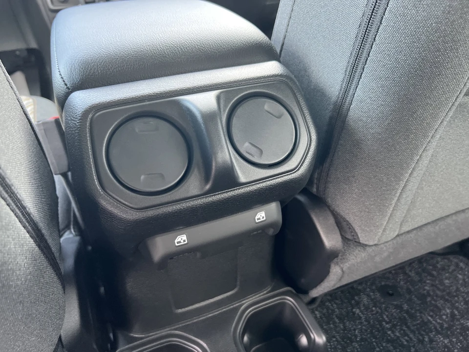 2026 Jeep JL Wrangler - Image 14 of 28