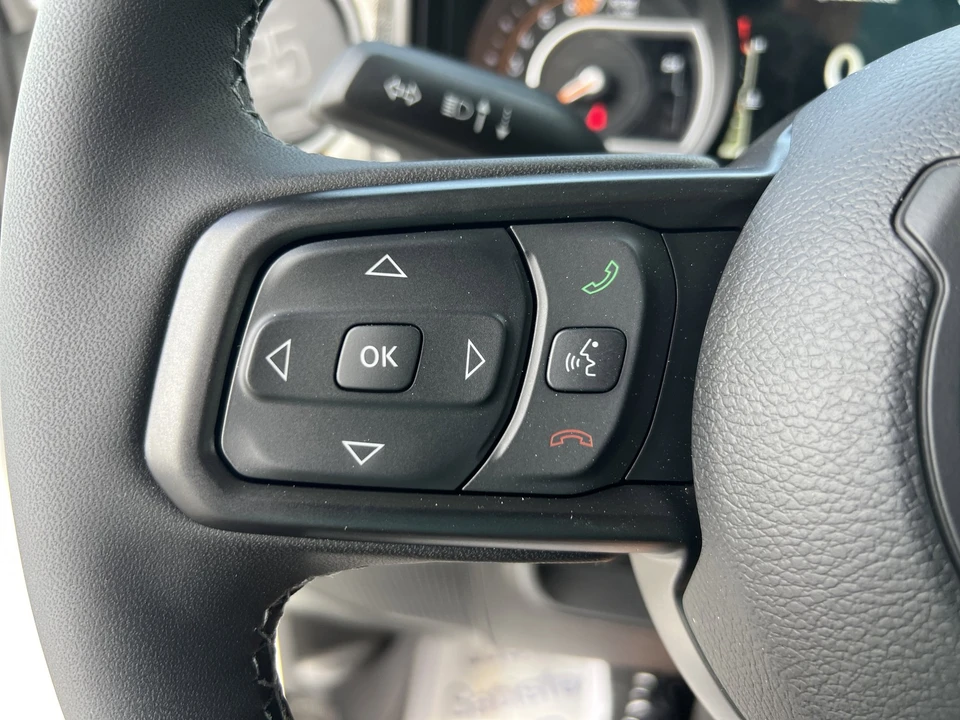 2026 Jeep JL Wrangler - Image 25 of 28