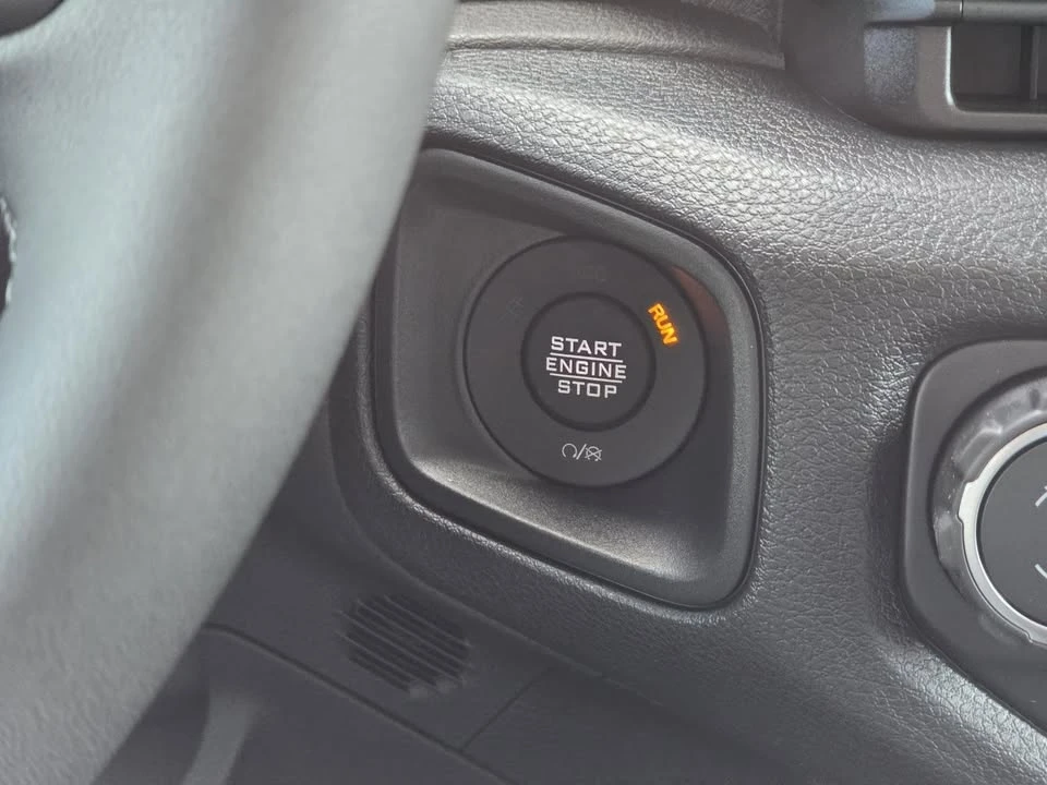 2026 Jeep JL Wrangler - Image 12 of 18