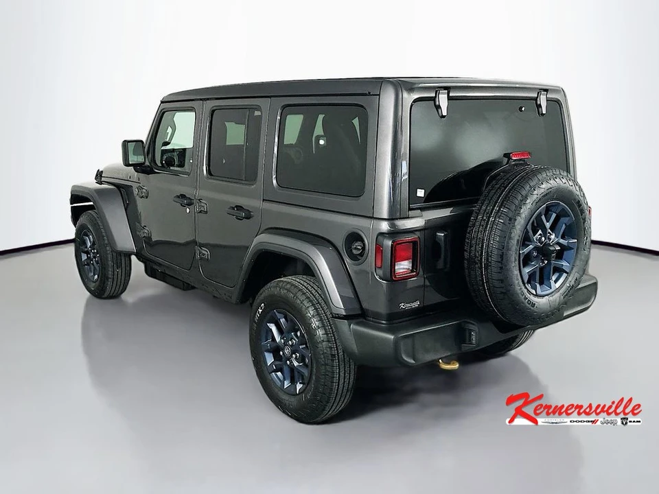 2026 Jeep JL Wrangler - Image 5 of 22