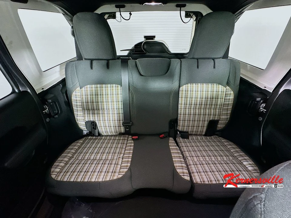 2026 Jeep JL Wrangler - Image 10 of 22