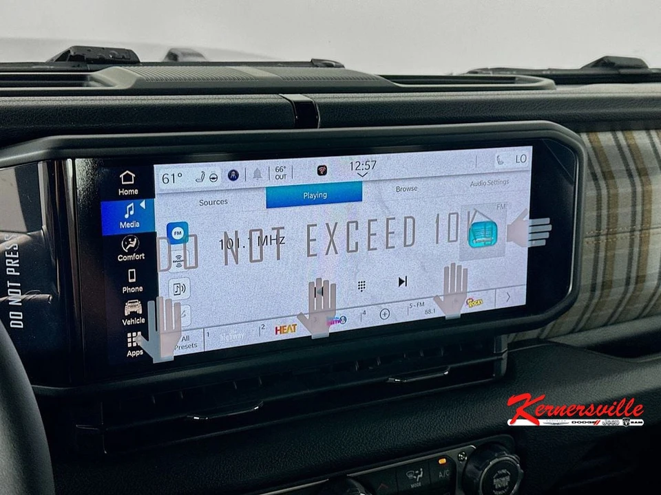 2026 Jeep JL Wrangler - Image 13 of 22