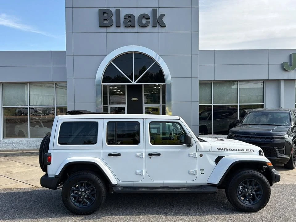 2026 Jeep JL Wrangler - Image 4 of 20