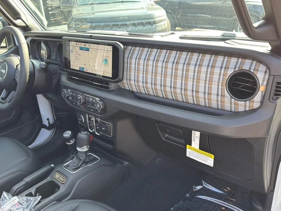 2026 Jeep JL Wrangler - Image 10 of 20