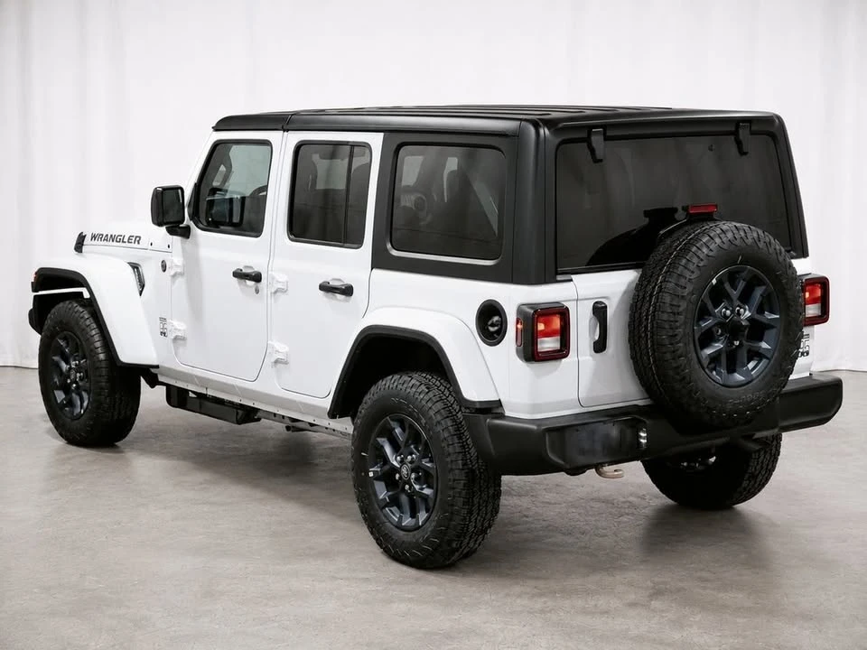 2026 Jeep JL Wrangler - Image 4 of 20