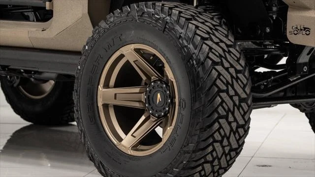 2026 Jeep JL Wrangler - Image 25 of 31