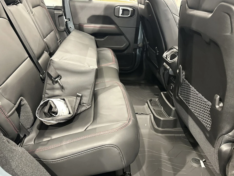 2026 Jeep JL Wrangler - Image 14 of 21