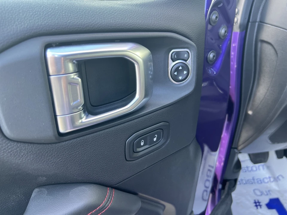 2026 Jeep JL Wrangler - Image 18 of 21