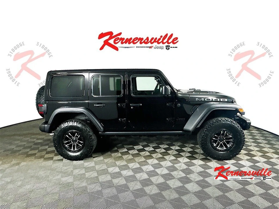 2026 Jeep JL Wrangler - Image 8 of 21