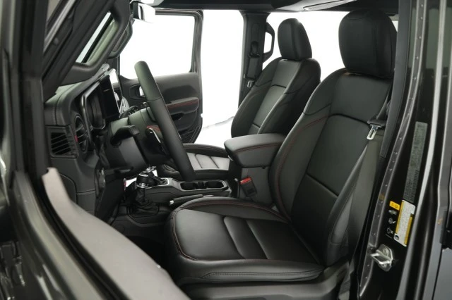 2026 Jeep JL Wrangler - Image 30 of 31