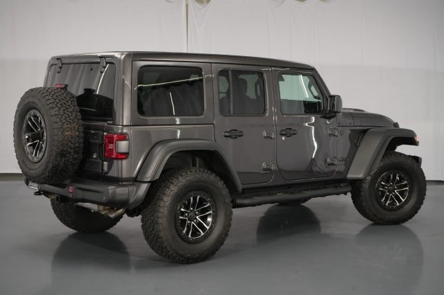 2026 Jeep JL Wrangler - Image 11 of 31