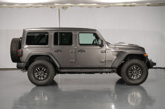 2026 Jeep JL Wrangler - Image 10 of 31