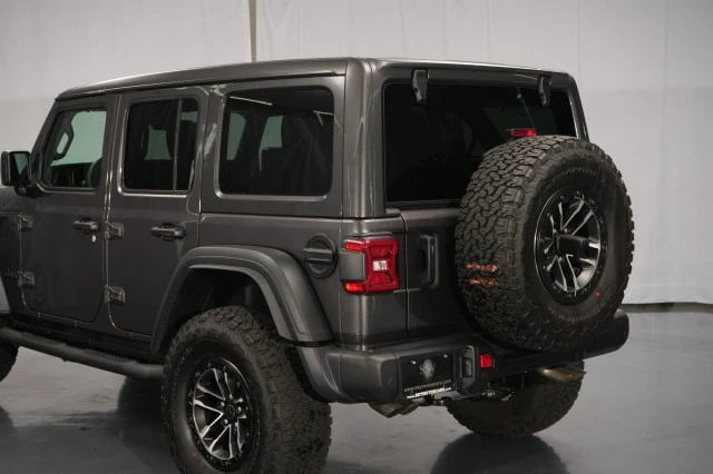 2026 Jeep JL Wrangler - Image 17 of 21