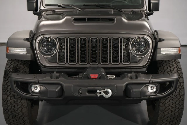 2026 Jeep JL Wrangler - Image 7 of 31
