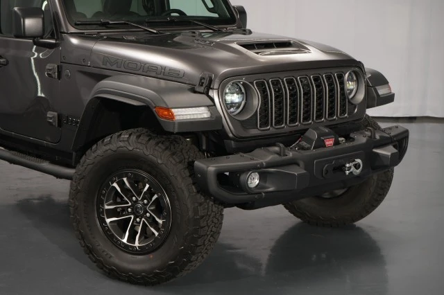 2026 Jeep JL Wrangler - Image 8 of 21