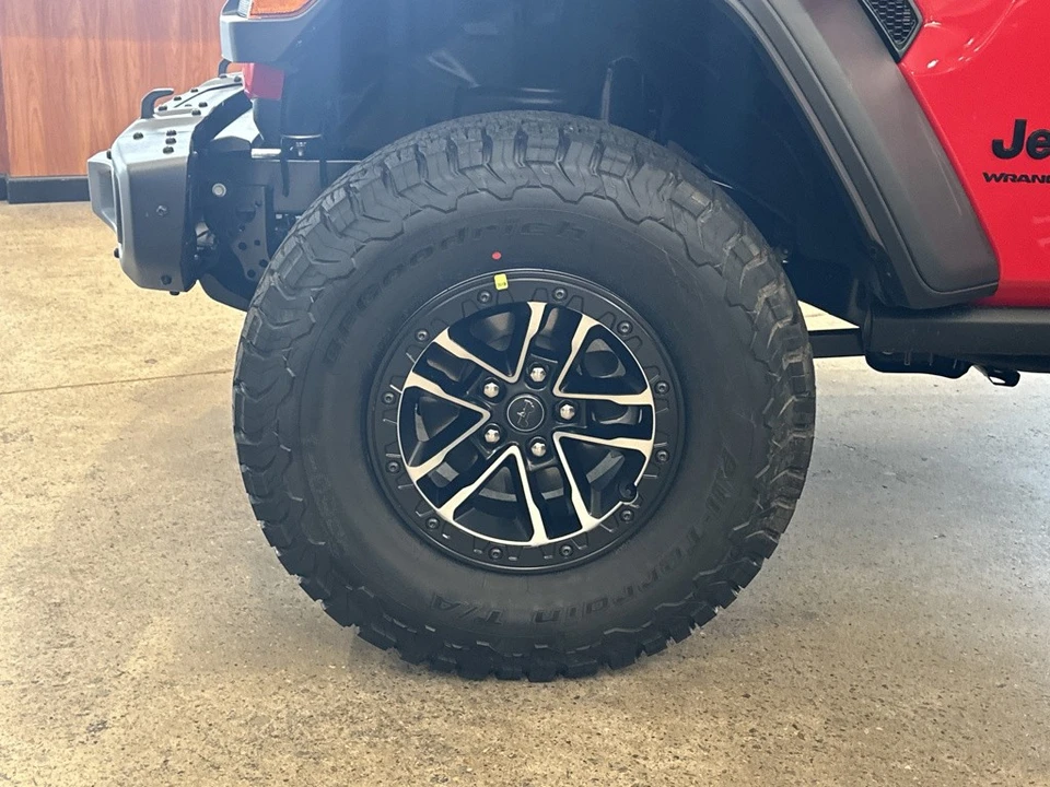 2026 Jeep JL Wrangler - Image 8 of 21