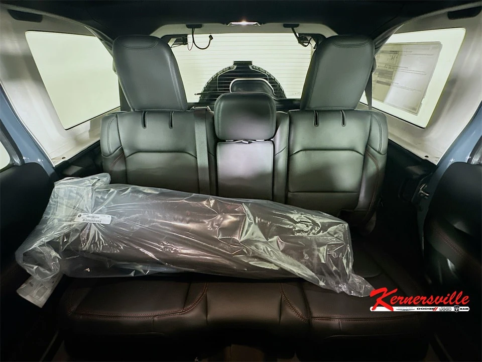 2026 Jeep JL Wrangler - Image 10 of 21
