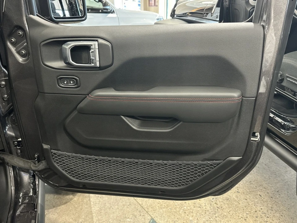 2026 Jeep JL Wrangler - Image 12 of 21