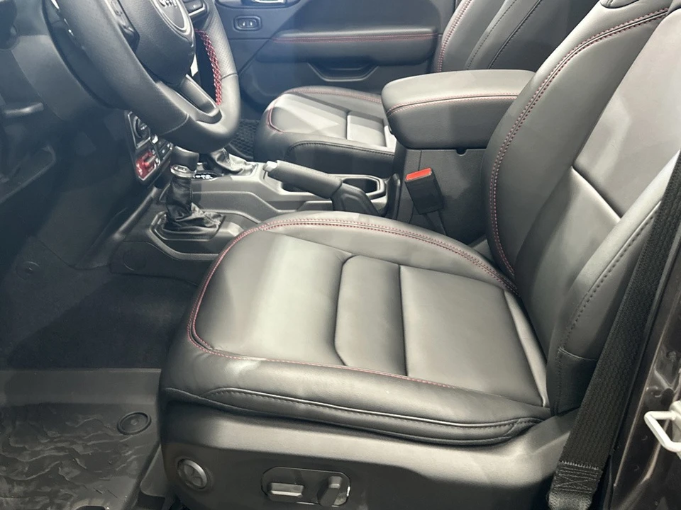 2026 Jeep JL Wrangler - Image 5 of 21