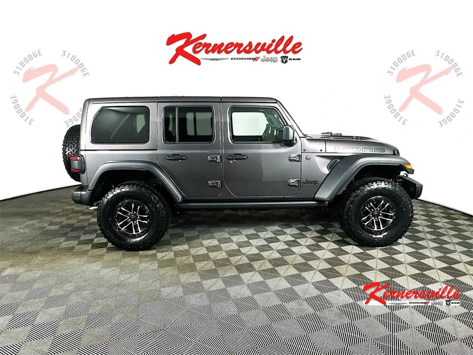 2026 Jeep JL Wrangler - Image 8 of 21