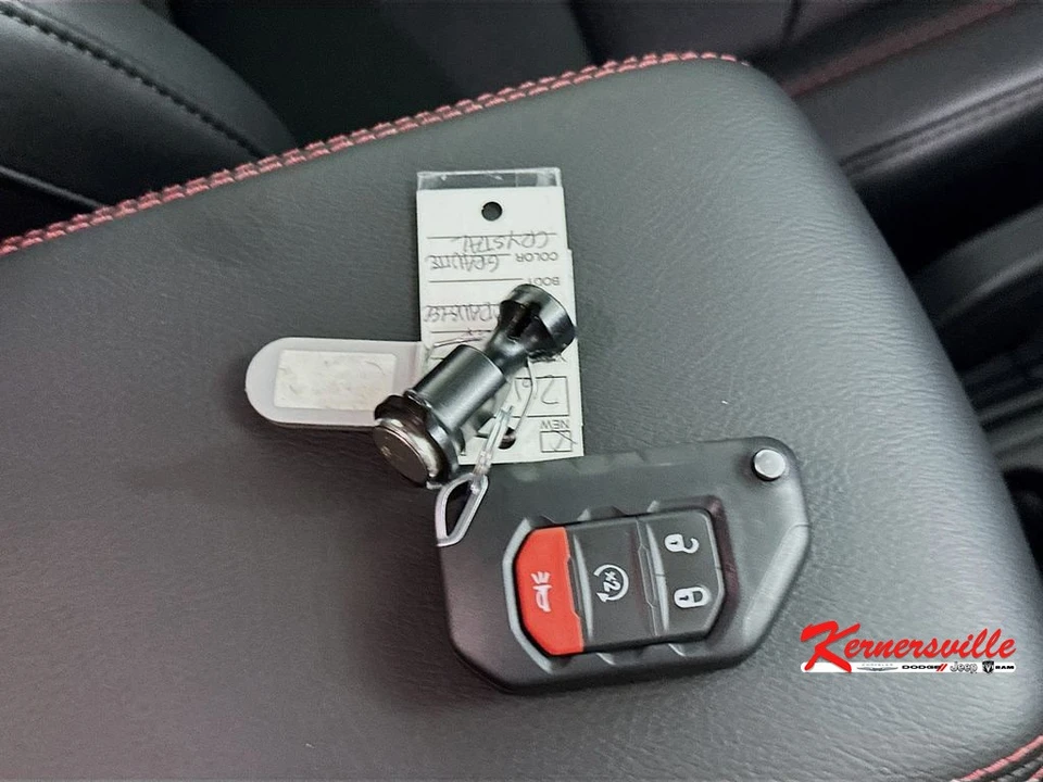 2026 Jeep JL Wrangler - Image 20 of 21