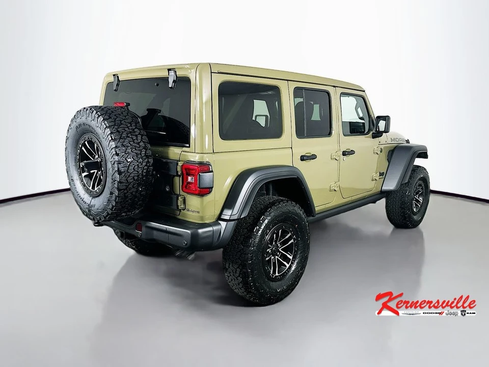 2026 Jeep JL Wrangler - Image 7 of 21