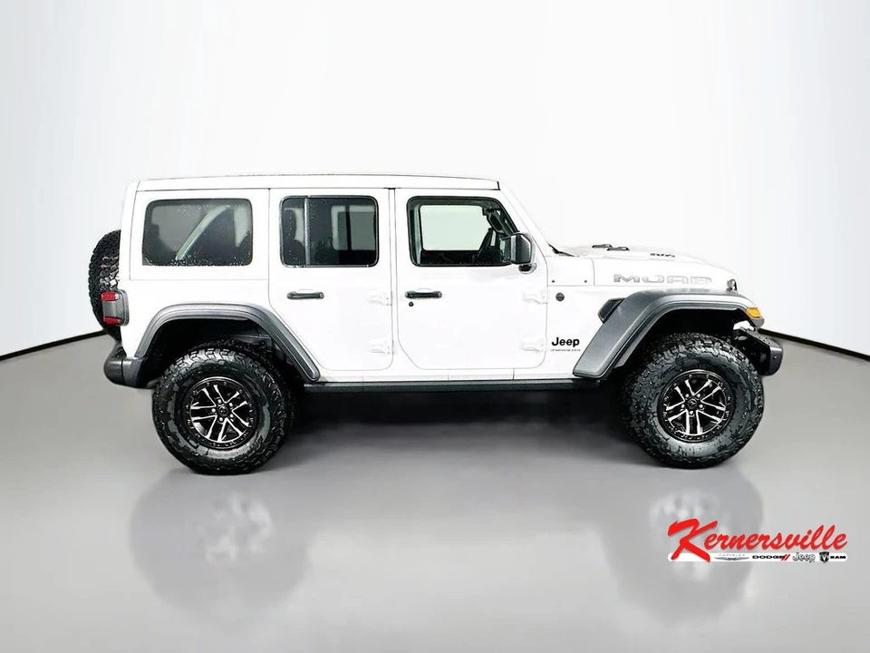 2026 Jeep JL Wrangler - Image 8 of 12
