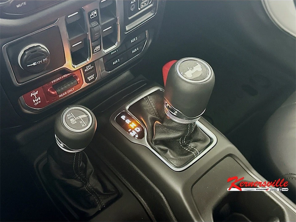 2026 Jeep JL Wrangler - Image 12 of 21