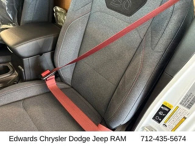 2026 Jeep JL Wrangler - Image 16 of 20