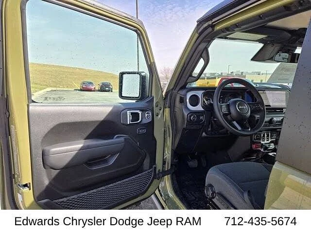 2026 Jeep JL Wrangler - Image 11 of 20