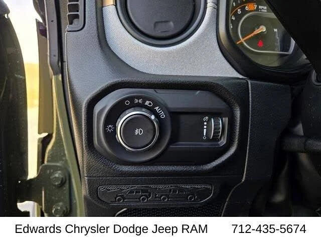 2026 Jeep JL Wrangler - Image 13 of 20