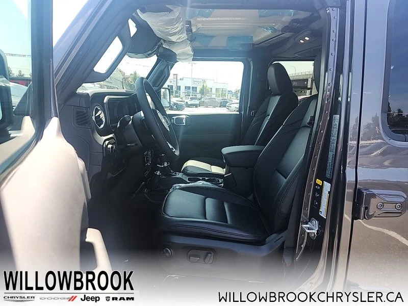 2026 Jeep JL Wrangler - Image 10 of 15
