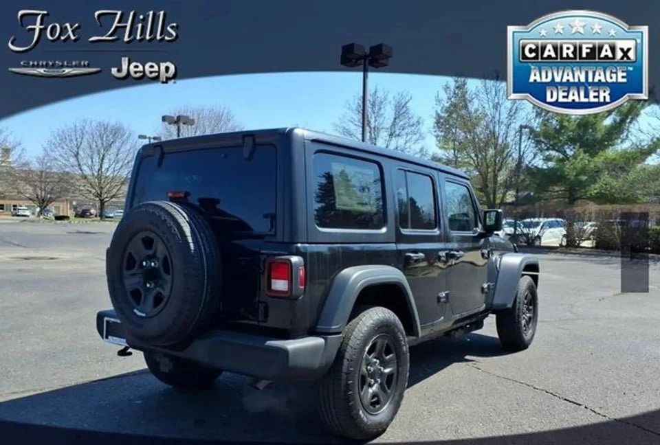 2026 Jeep JL Wrangler - Image 8 of 20